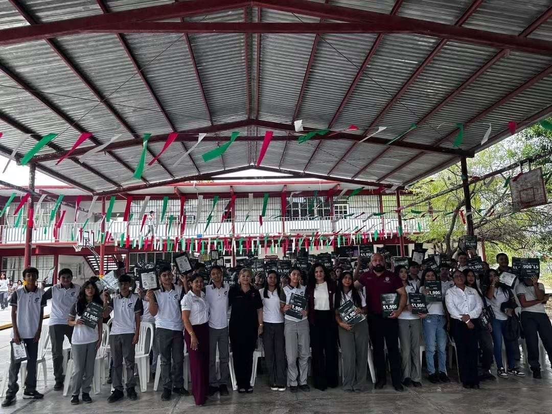 Realizan asamblea informativa sobre Becas BUEMS: CETis 129